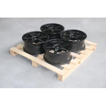 Set of JR3 18x8 ET35 5x100 Gloss Black