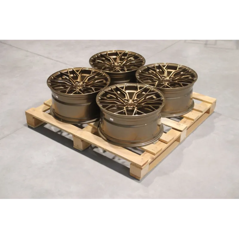 Set of CVR1 19x9,5 ET24 5x112 Brushed Bronze