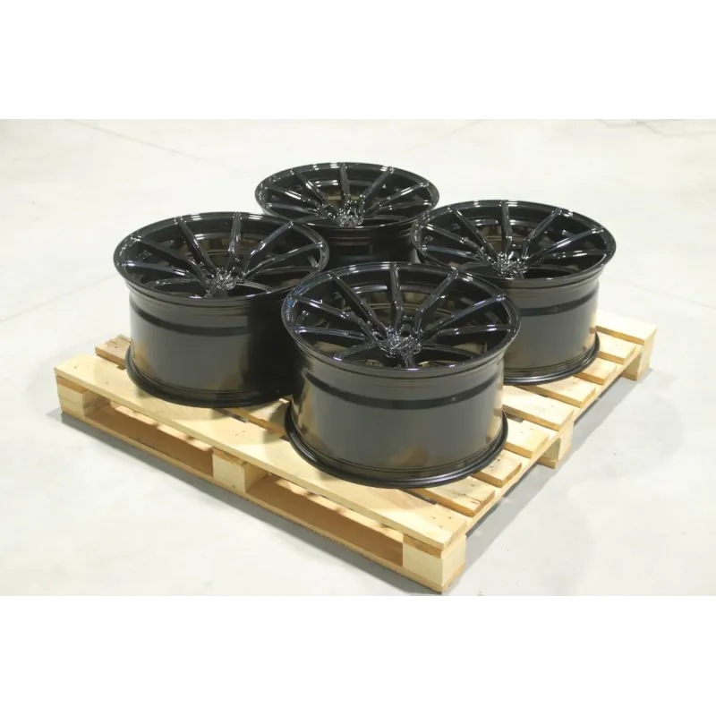Set of CVR4 20x11 ET25 + 20x11 ET30 5x112 Gloss Black