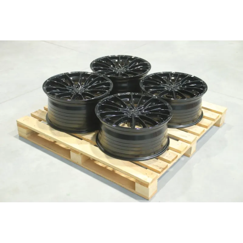 Set of CVR7 19x8,5 ET25 + 19x9,5 ET35 5x112 Gloss Black