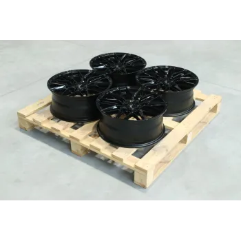 Set of JR28 18x7,5 ET33 4x100 Gloss Black